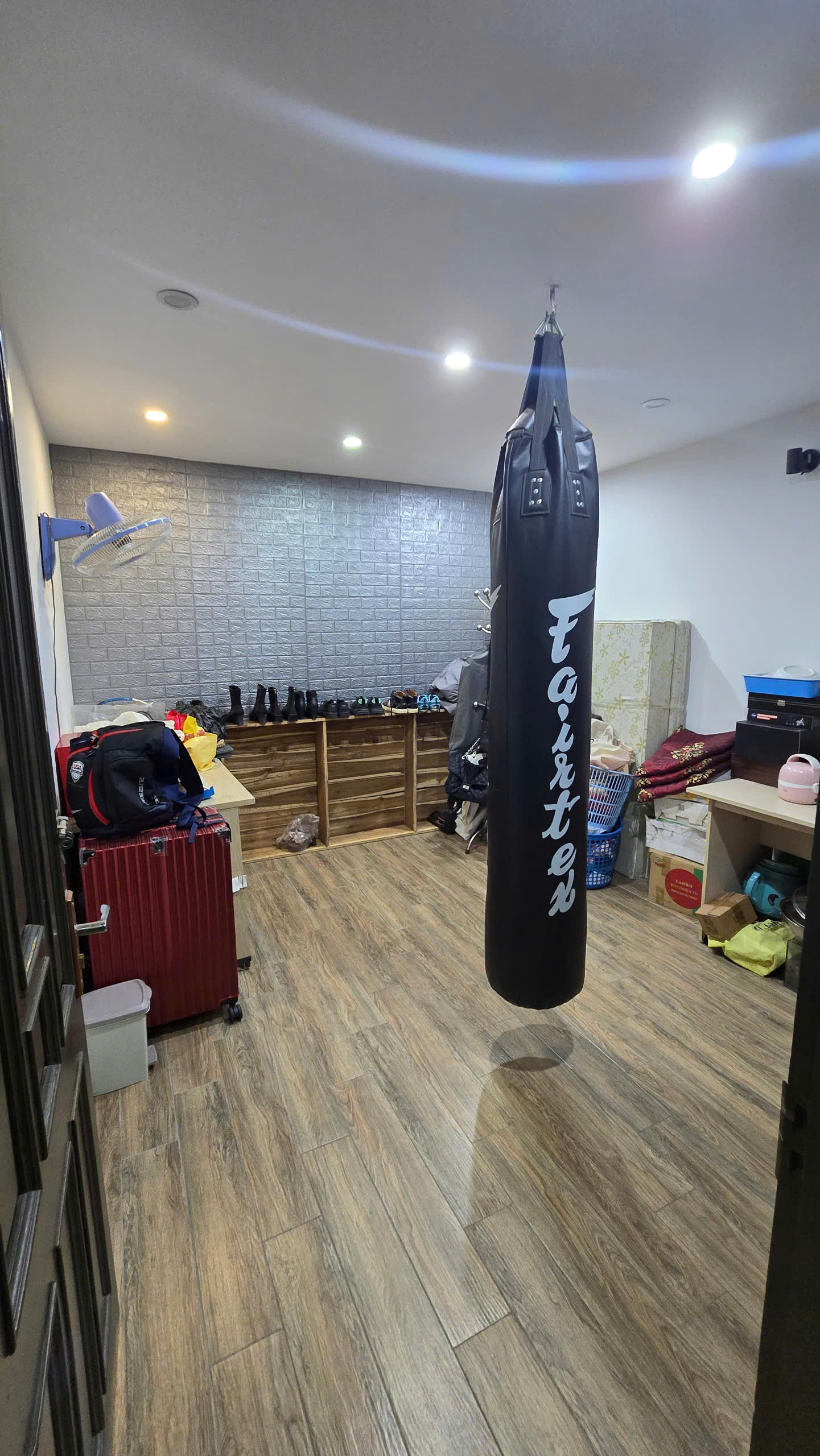 Cho thuê chung cư Bình Vượng, 112 m2* 1 tầng 3pn, 11 Triệu KD on, ở gđ, nhóm - Ảnh 2